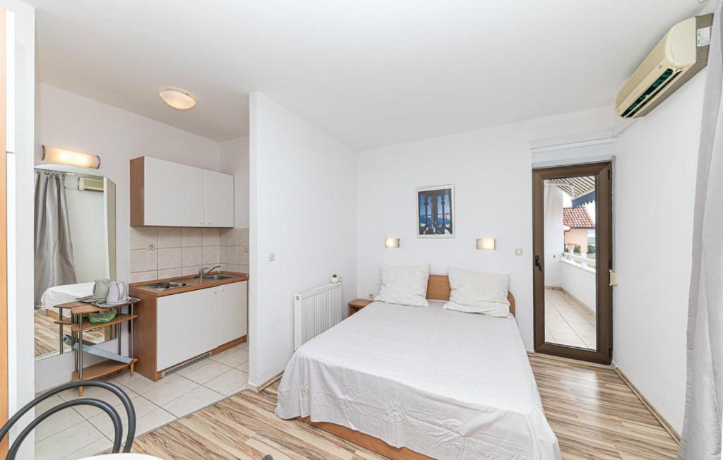 Apartments Ruza Kaštela Eksteriør bilde